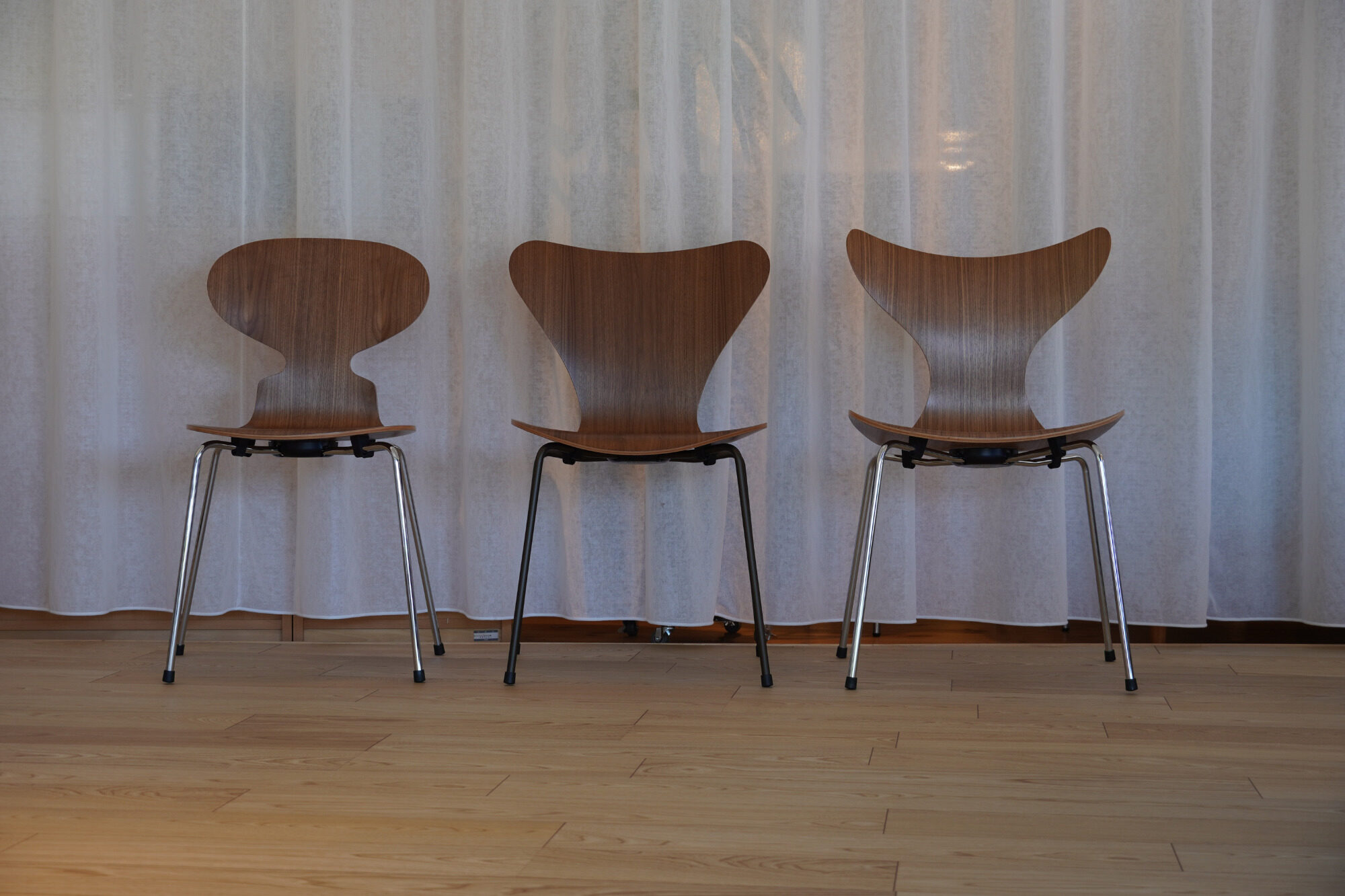 アルネヤコブセン アントチェア1脚【管理番号:E】ブランドシール有り 3101-CA475-CST-r0.webp?bgcolor