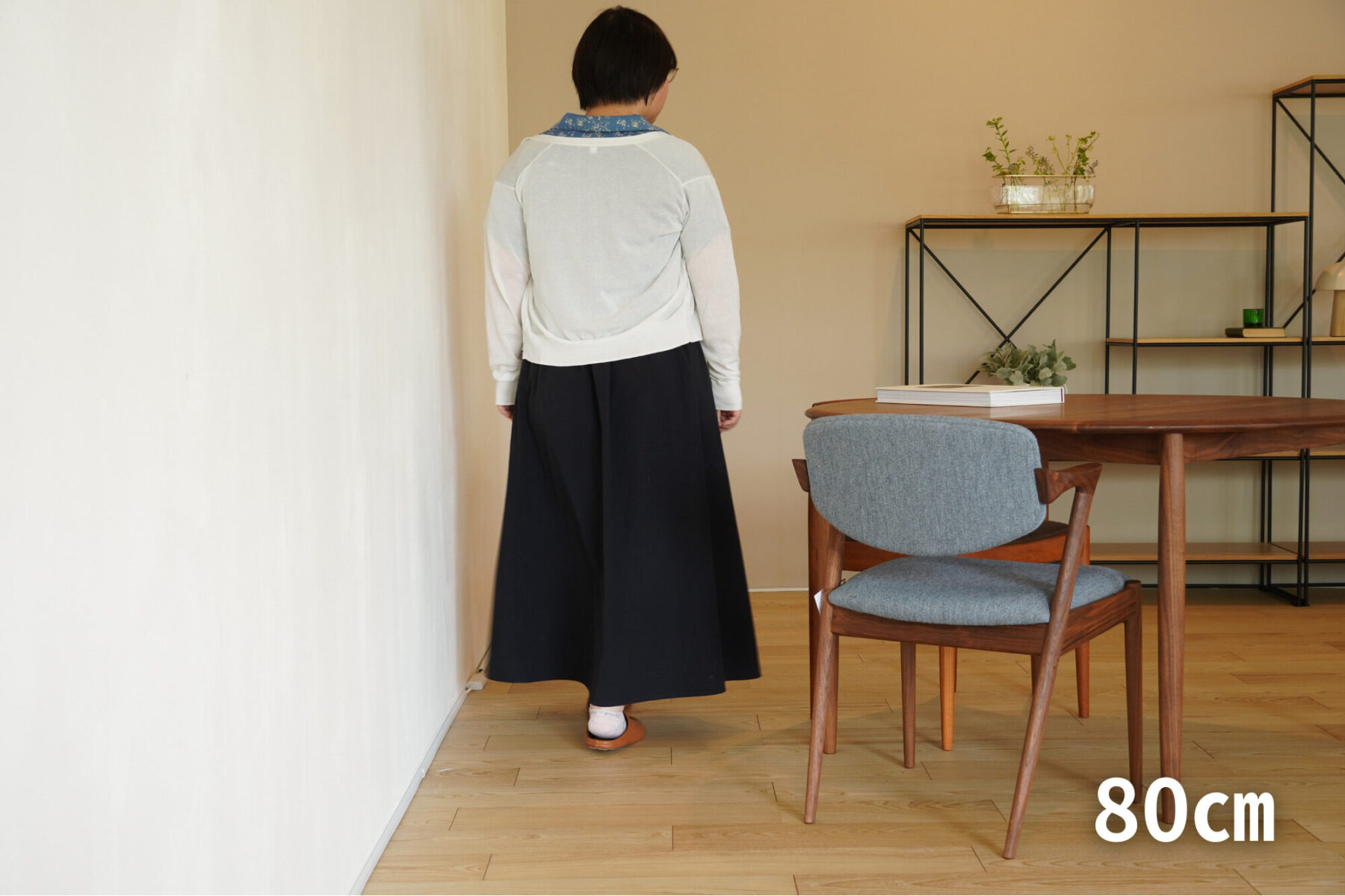 ダイニングテーブル　丸　大きさ