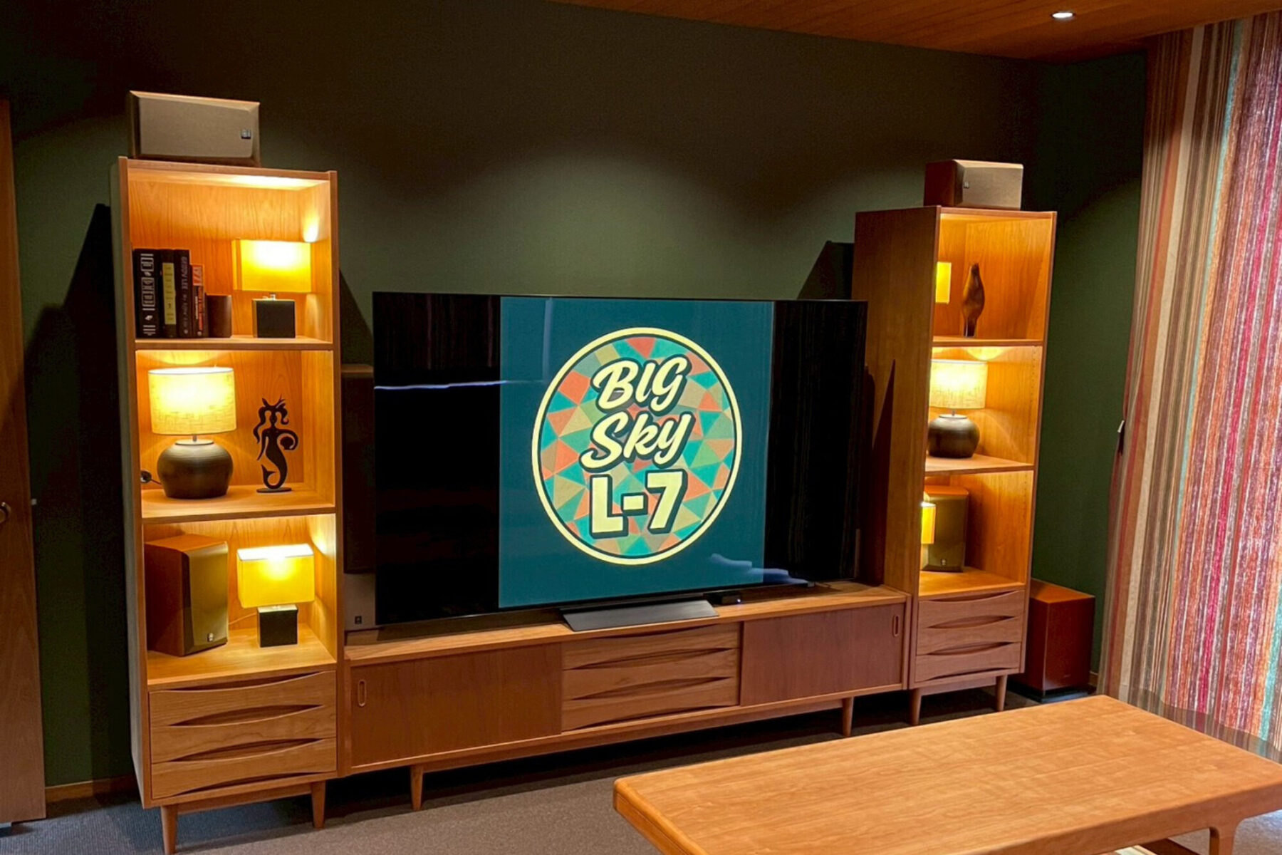 長野県 テレビボード