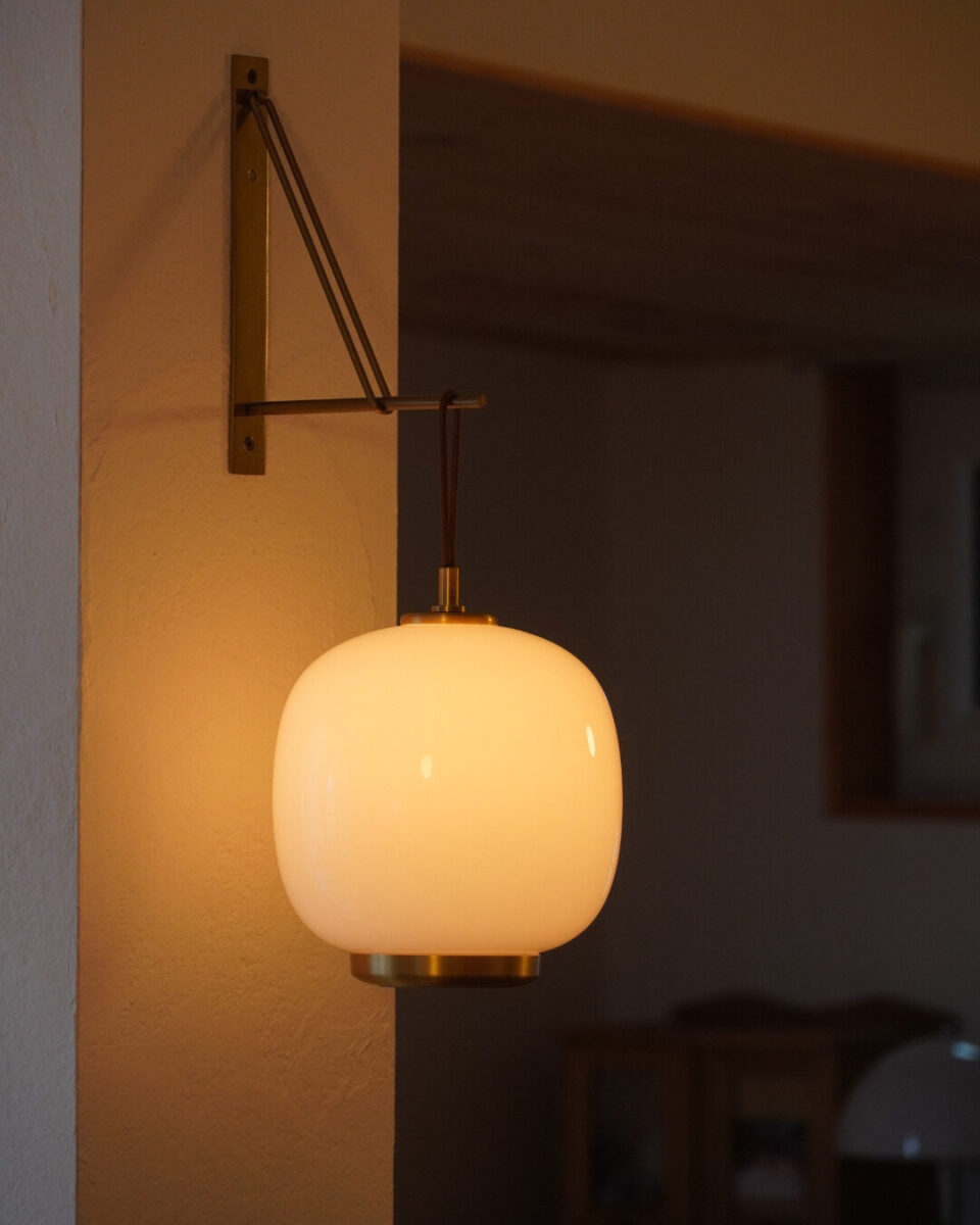 VL45ラジオハウスポータブル