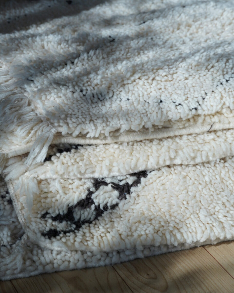 ベニワレン　絨毯　ウール