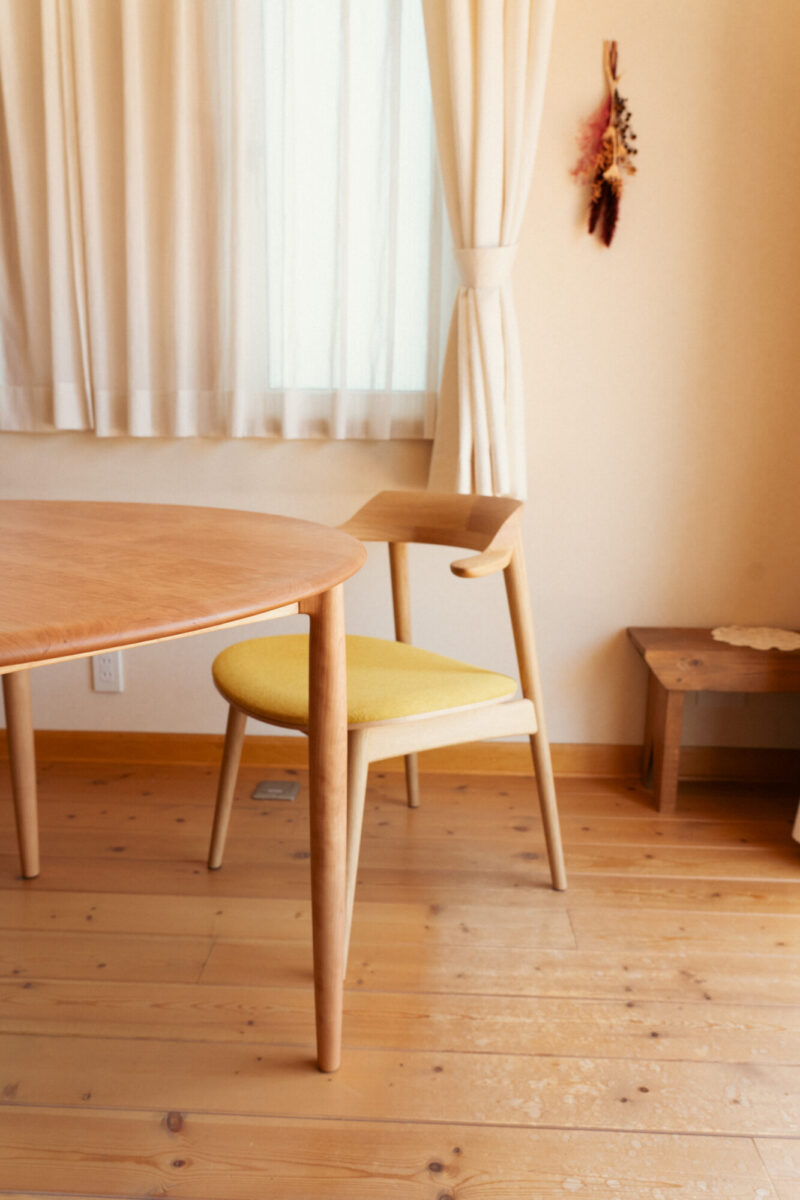 キタニ ダイニングチェア 塩田家具