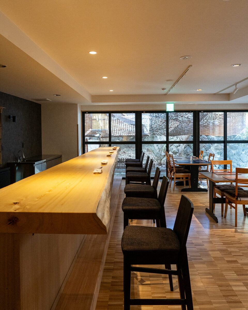 黒岩旅館 塩田家具 納品事例