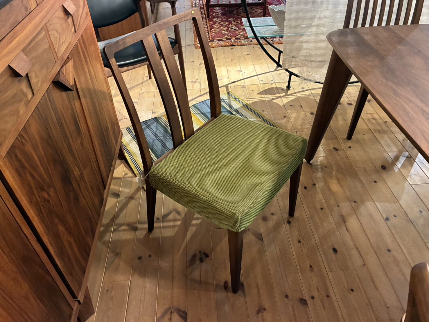 ダイニングチェア③の展示現品