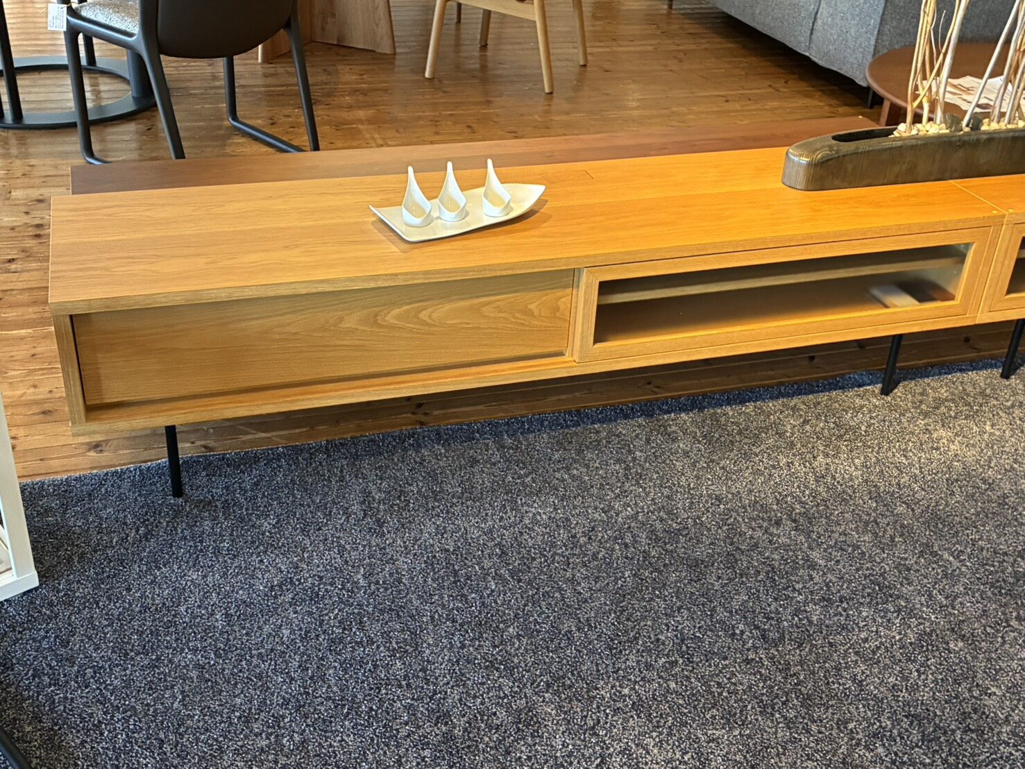ローザ　テレビボードの展示現品